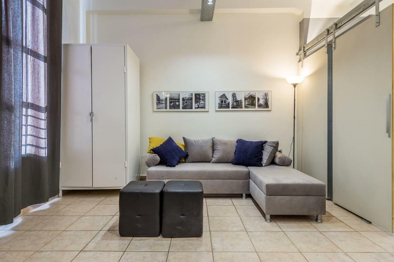 Renovated Loft At The Center Of Monastiraki Apartment Атина Екстериор снимка