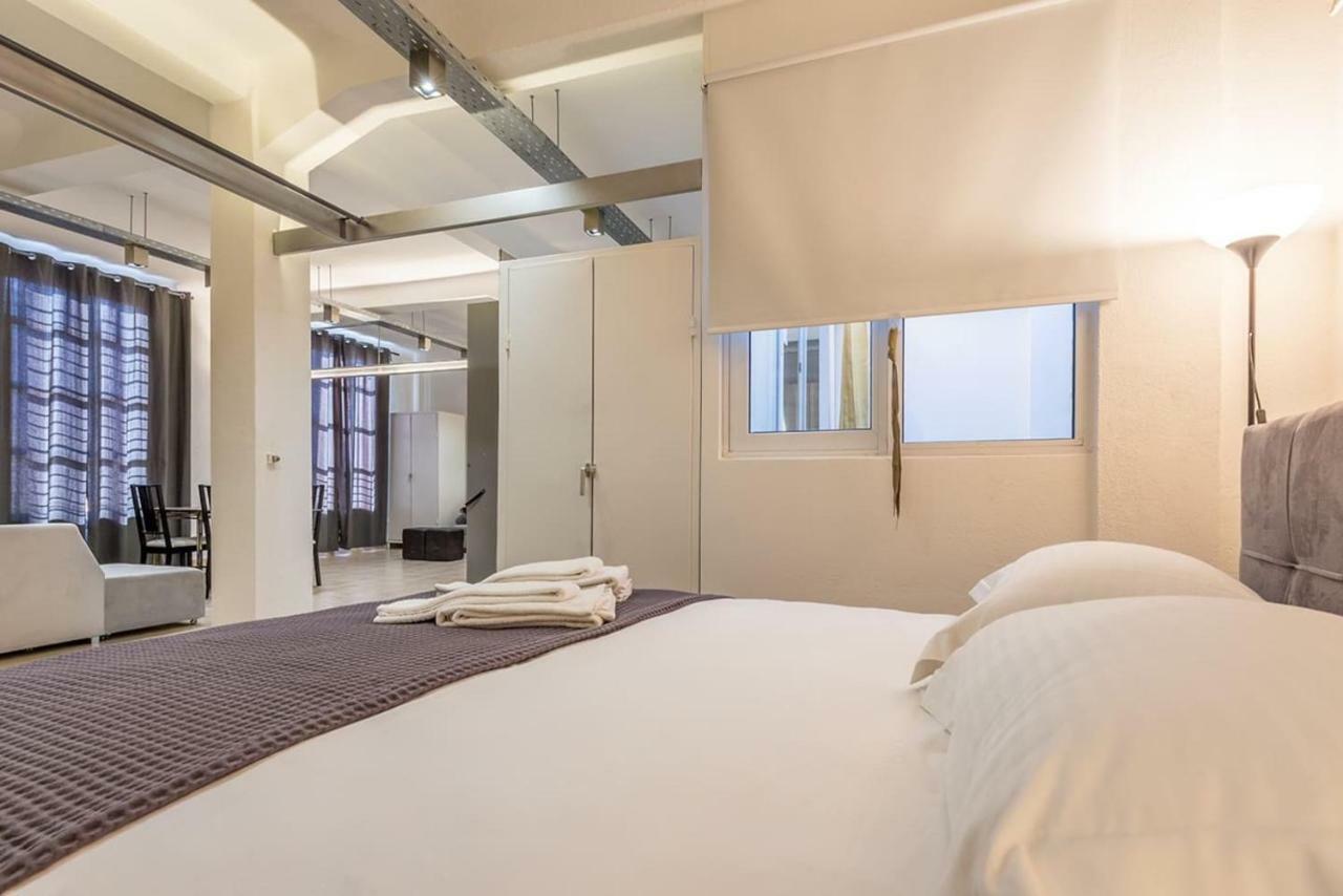 Renovated Loft At The Center Of Monastiraki Apartment Атина Екстериор снимка